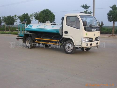 城市环卫洒水车5吨洒水车